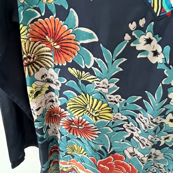 Johnny Was 100% Silk Floral Tunic Size XS - Picture 6 of 13